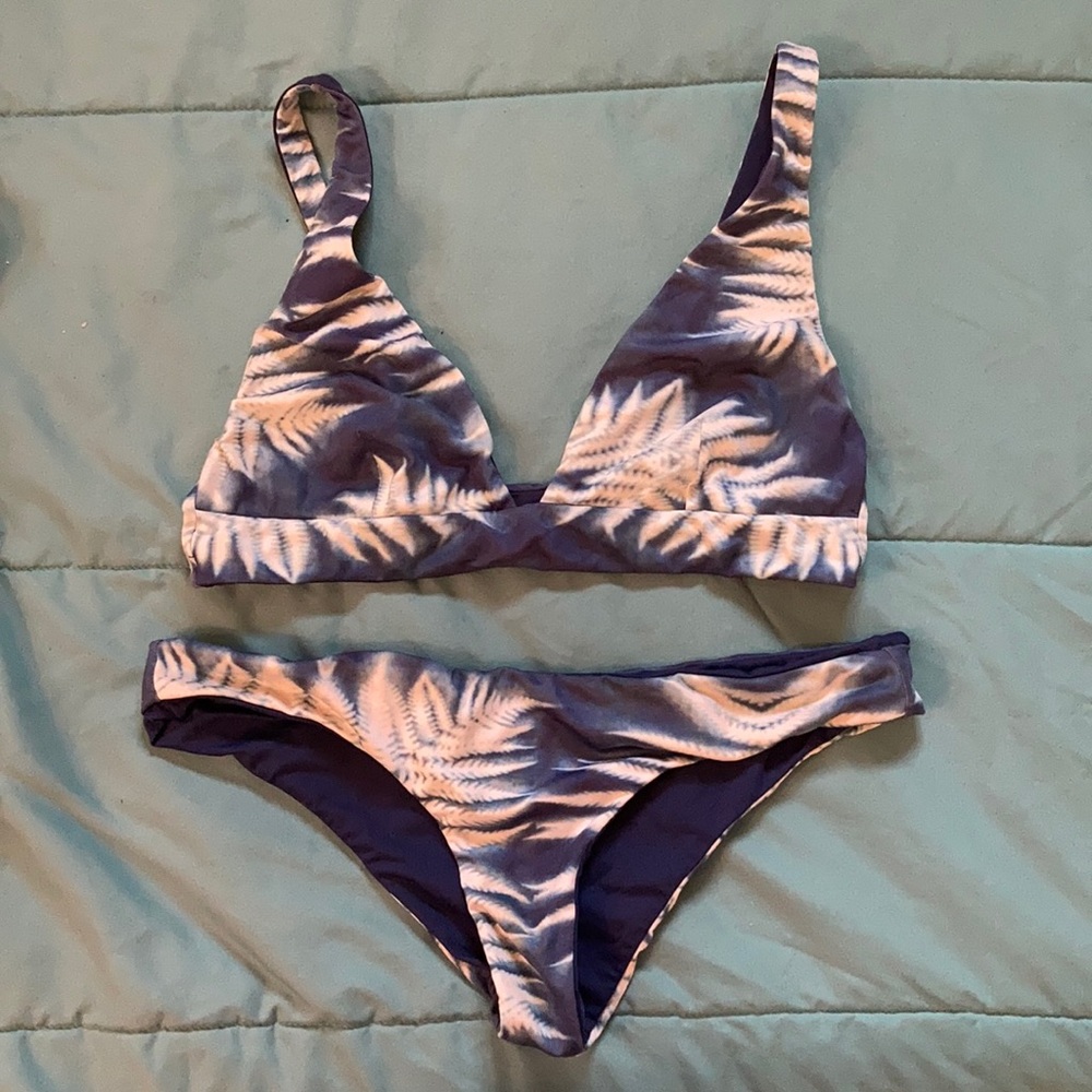 Reversible billabong bikini